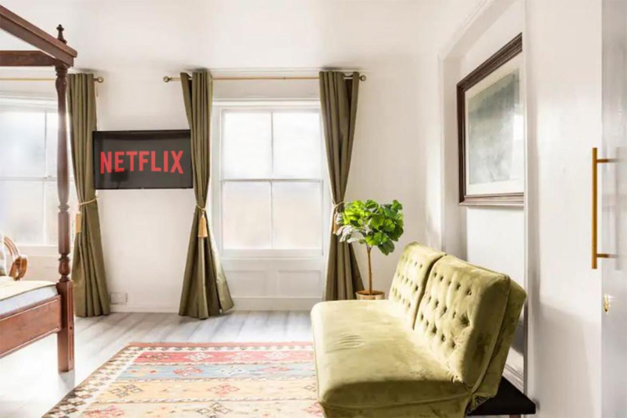 Victorian Style Apartment W/ Four-Poster Bed In Camden Town ロンドン エクステリア 写真